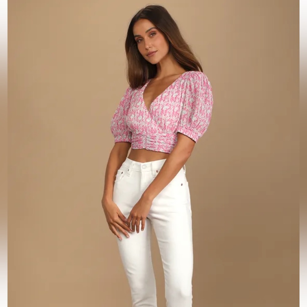 🔻🔻🔻sale Lulus floral tie back top
